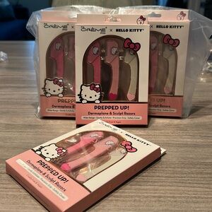 The Crème Shop x Hello Kitty Dermaplane & Sculpt Razors - Pink and White